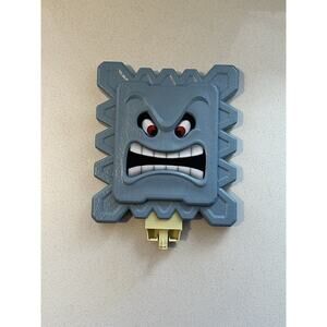 Hot Wheels Mario Kart Nintendo Thwoml Ruins Replacement Part Thwomp ONLY